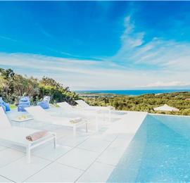 4 bedroom villa with infinity pool and sea view in Perithia, Corfu, sleeps 9